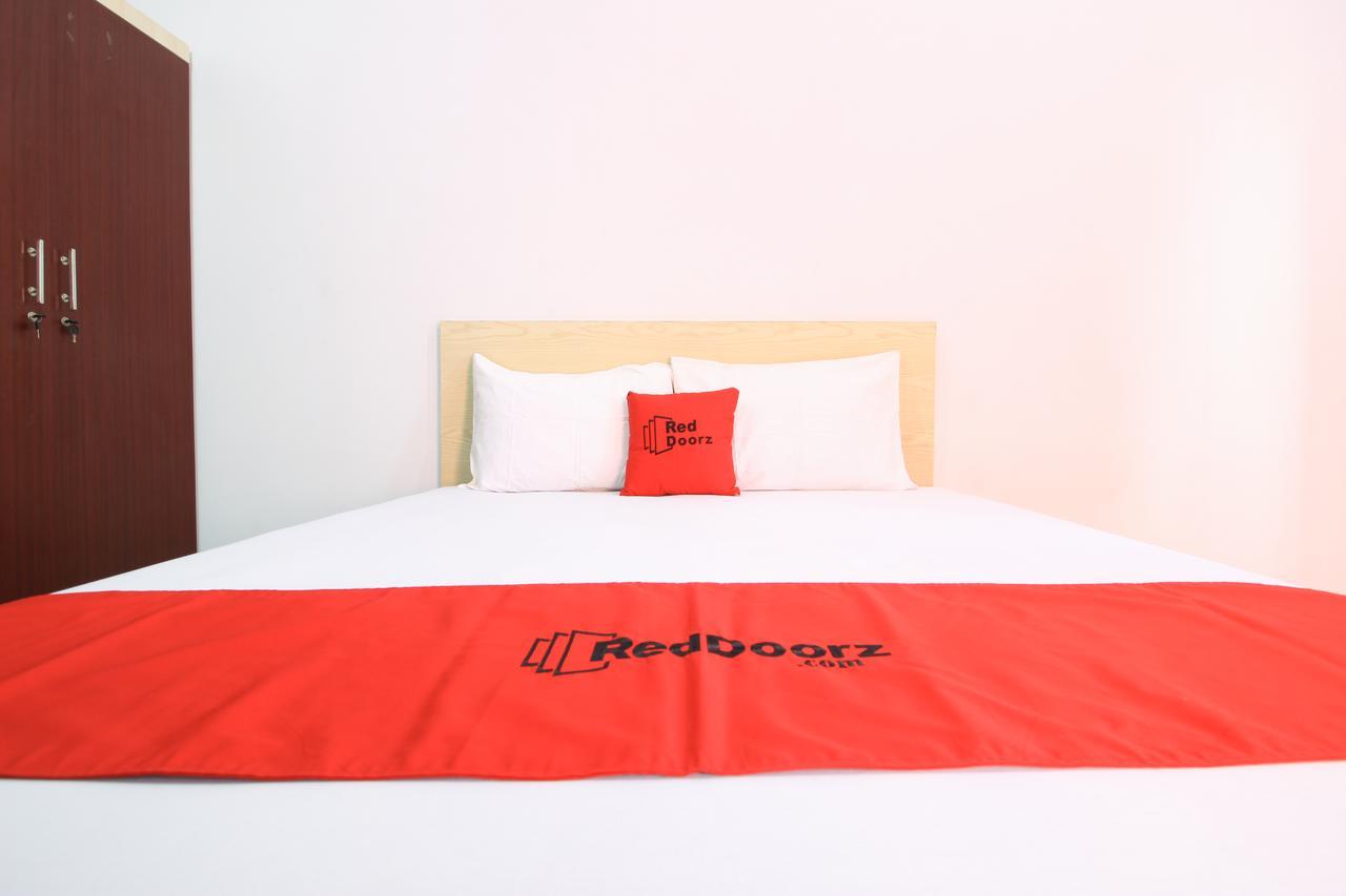 Reddoorz Plus Near Lippo Plaza Jogjakarta Yogyakarta Ngoại thất bức ảnh