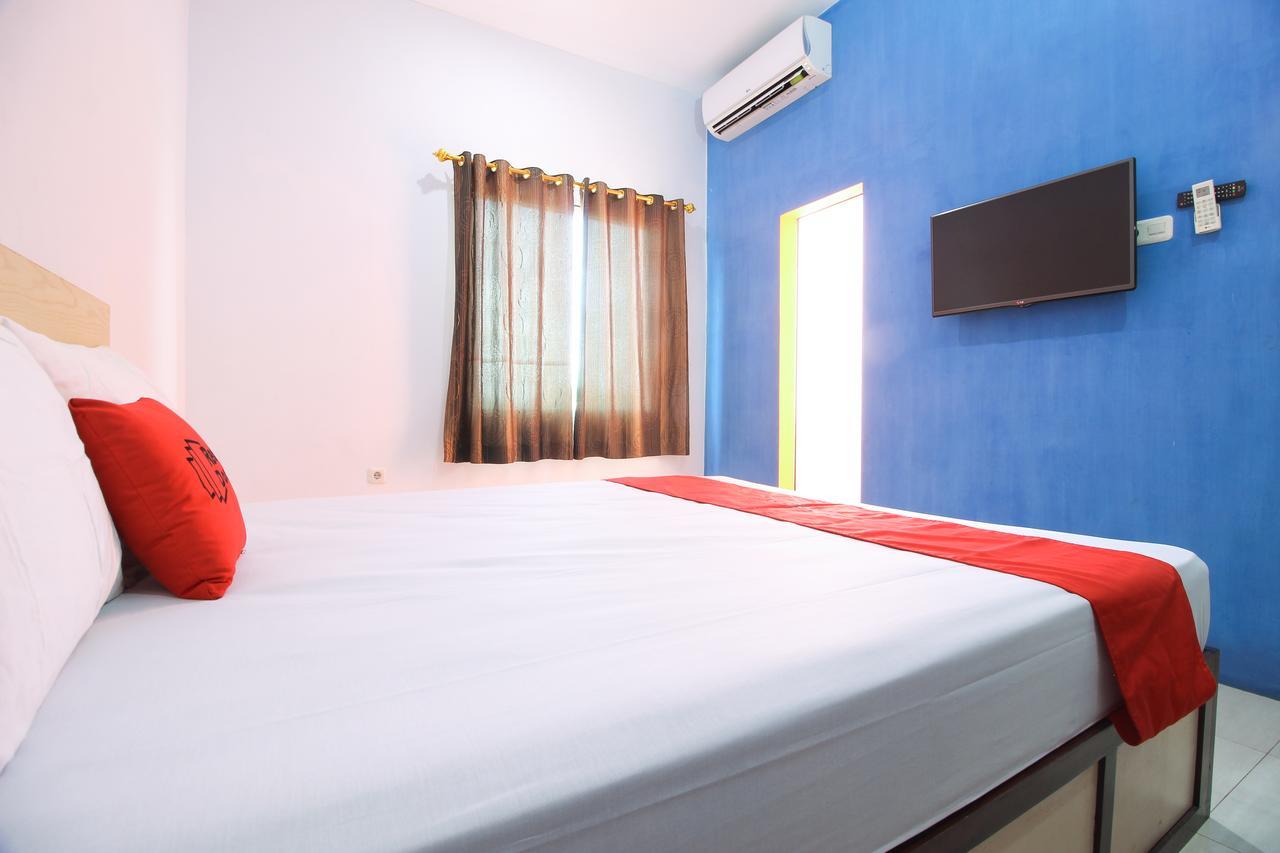 Reddoorz Plus Near Lippo Plaza Jogjakarta Yogyakarta Ngoại thất bức ảnh